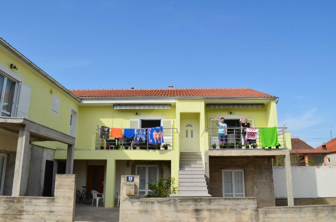 Apartman Rosa Pirovac Exterior foto