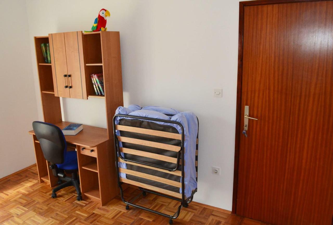Apartman Rosa Pirovac Exterior foto