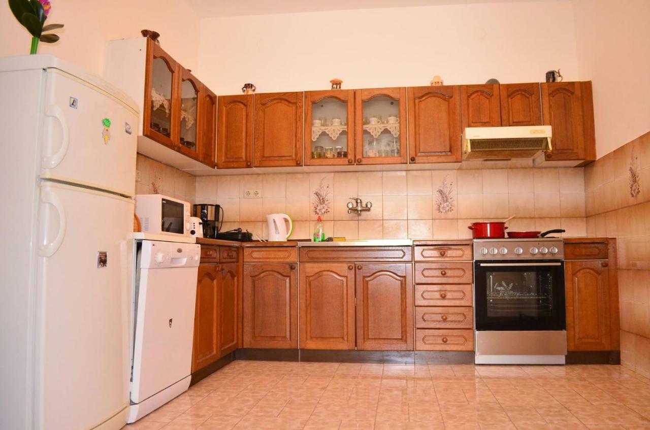 Apartman Rosa Pirovac Exterior foto